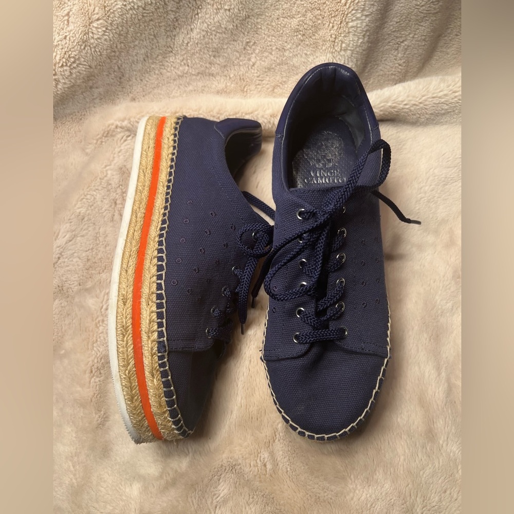 Vince Camuto Jannel Platform Sneaker Ladies Size 9 Navy Canvas